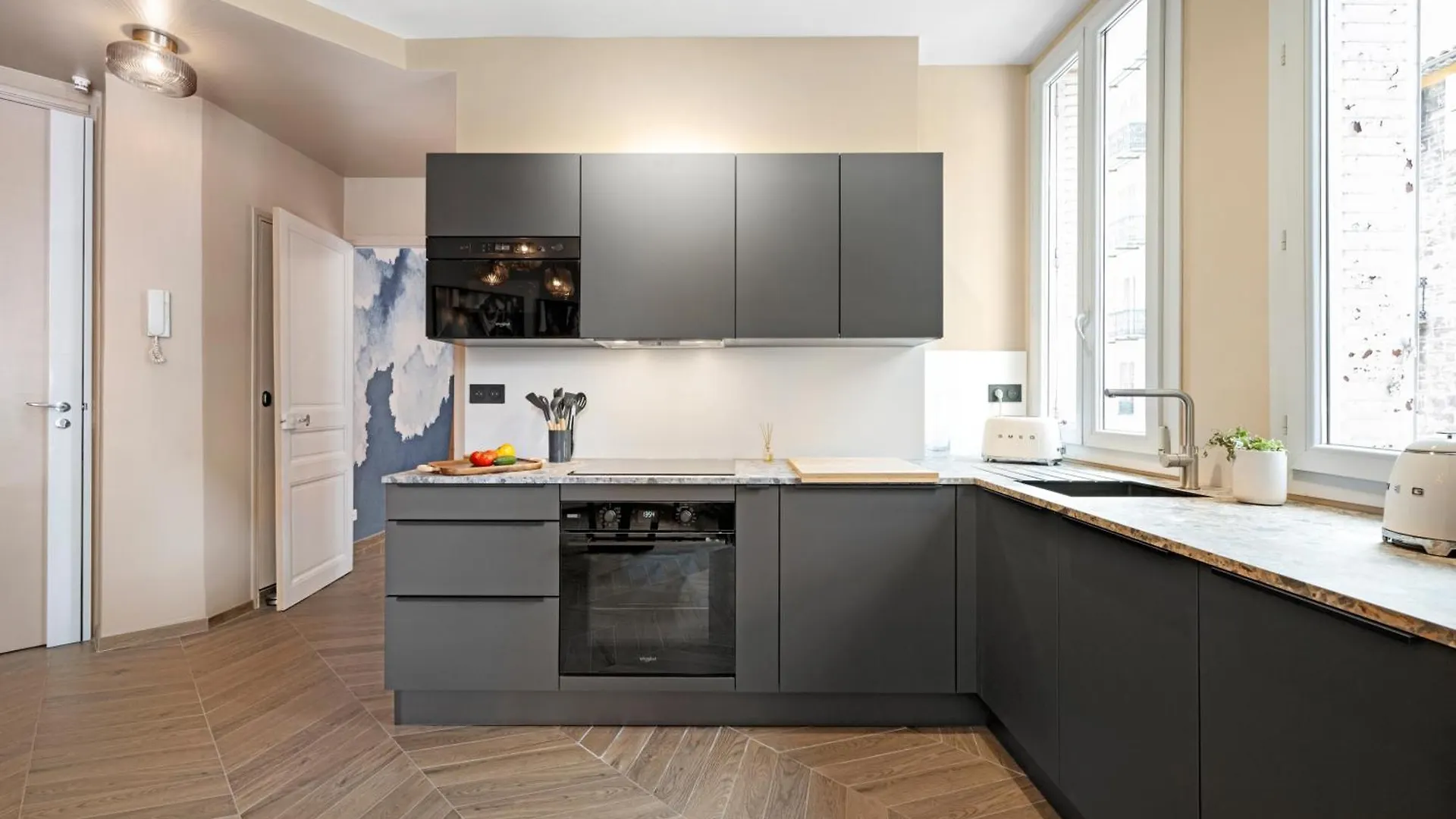 La Suite Lascaris Port Of Nice #Renovated Apartment